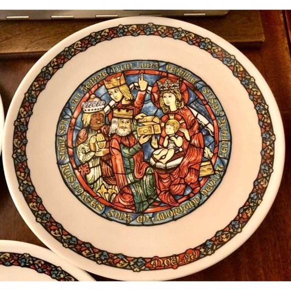 4 D’Arceau Limoges NOEL VITRAIL Stained Glass Religious Christmas Plates 1976-79 - Picture 3 of 10